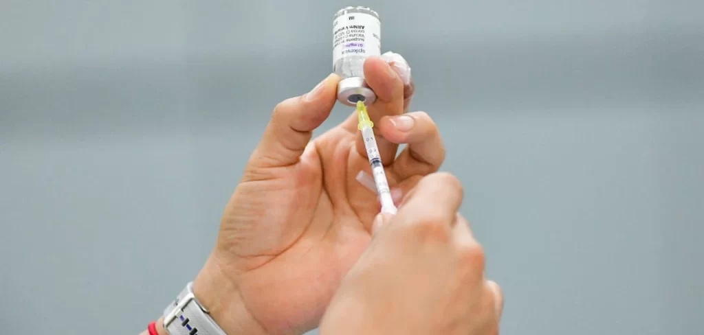 Arranca vacunación masiva contra influenza y COVID en Aguascalientes