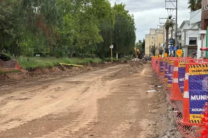 Avanza pavimentación de avenida Ayuntamiento en Aguascalientes