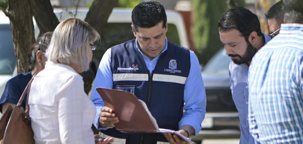 Avanza rehabilitación del parque Santa María de Gallardo