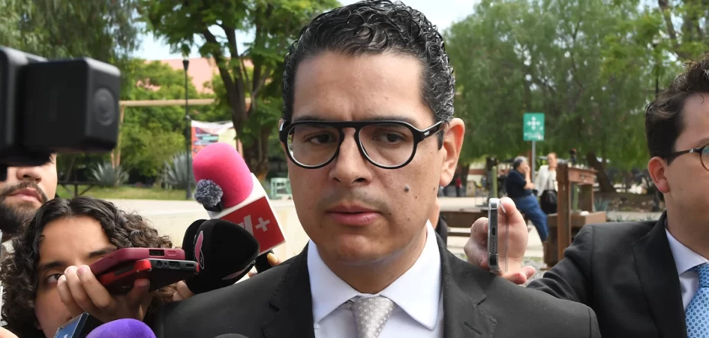 Bares deben auxiliar a clientes intoxicados, advierte Municipio