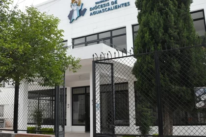 Condenan amenazas contra Obispo de Aguascalientes en redes sociales