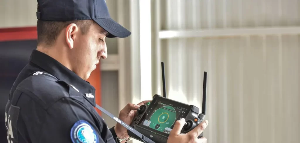 Congreso pide reforzar seguridad y atención psicológica en escuelas