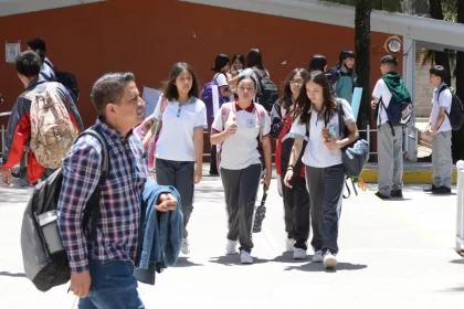 Detectan focos rojos de violencia afuera de secundarias en Aguascalientes