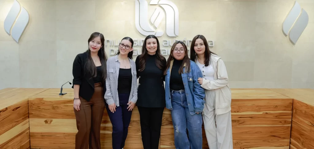 Estudiantes de la UAA ganan premio nacional con crema de dátil