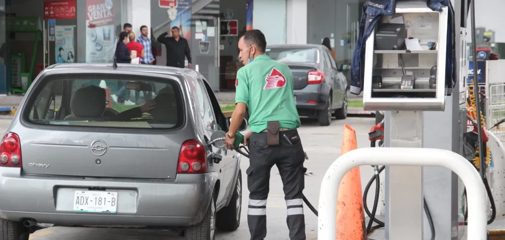 Gasolineros advierten riesgos por nueva ley de pagos digitales