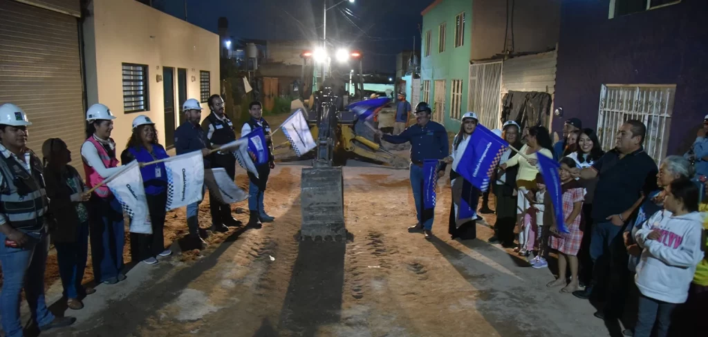 Invierten 4.2 millones de pesos en rehabilitar calle de Paso Blanco