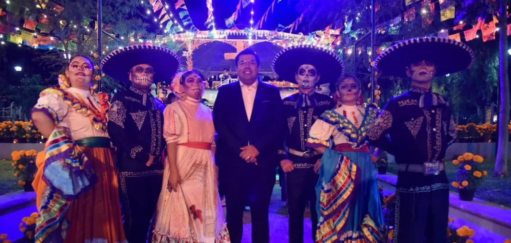 Jesús María celebra el Día de Muertos con altares monumentales