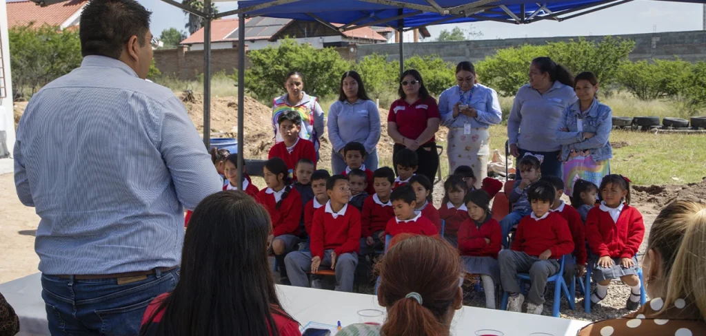 Jesús María estrena escuela rural y anuncia jornada de Eco Trueque