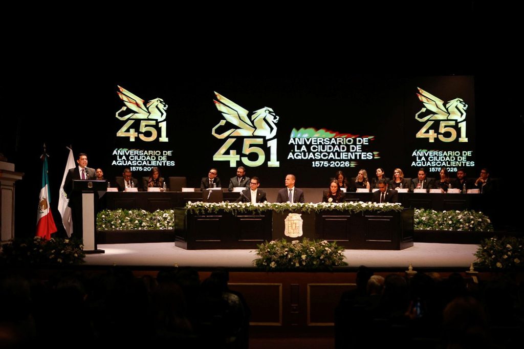 Leo Montañez anticipa su salida de la alcaldía