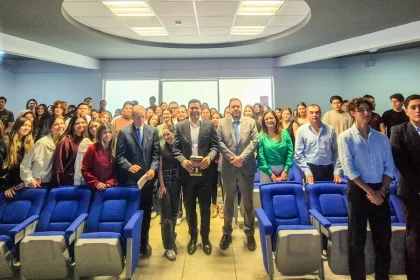 Leo Montañez apuesta por inteligencia artificial en el Municipio