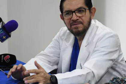 Médicos de Aguascalientes reclaman al Gobierno Federal más presupuesto para salud y mejores salarios