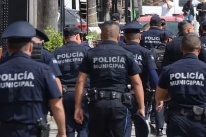 Preparan aumento salarial para policías de Aguascalientes