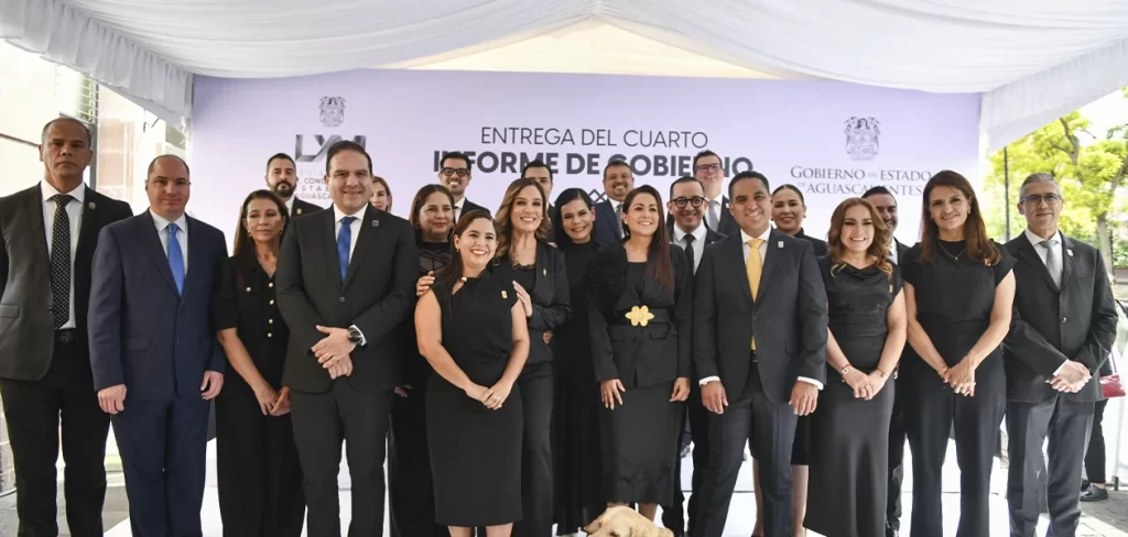 Tere Jiménez entrega su Cuarto Informe al Congreso de Aguascalientes