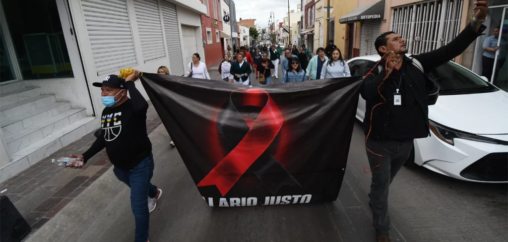 Trabajadores del IMSS vuelven a bloquear calles: los escucharon, pero no les resolvieron nada