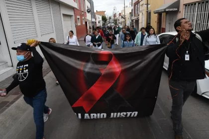 Trabajadores del IMSS vuelven a bloquear calles: los escucharon, pero no les resolvieron nada